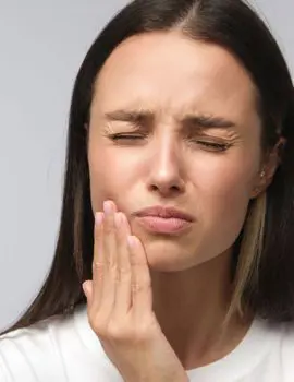 Emergency Dentist Chalfont St Peter - Gerrards Cross - Face Teeth Smile