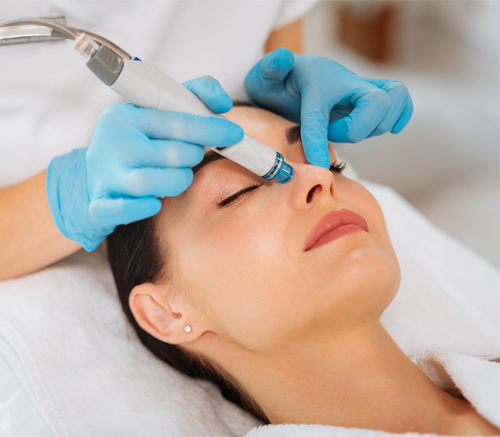 https://faceteethsmile.com/wp-content/uploads/2022/01/FTS-Hydrafacial-Second_Image.jpg